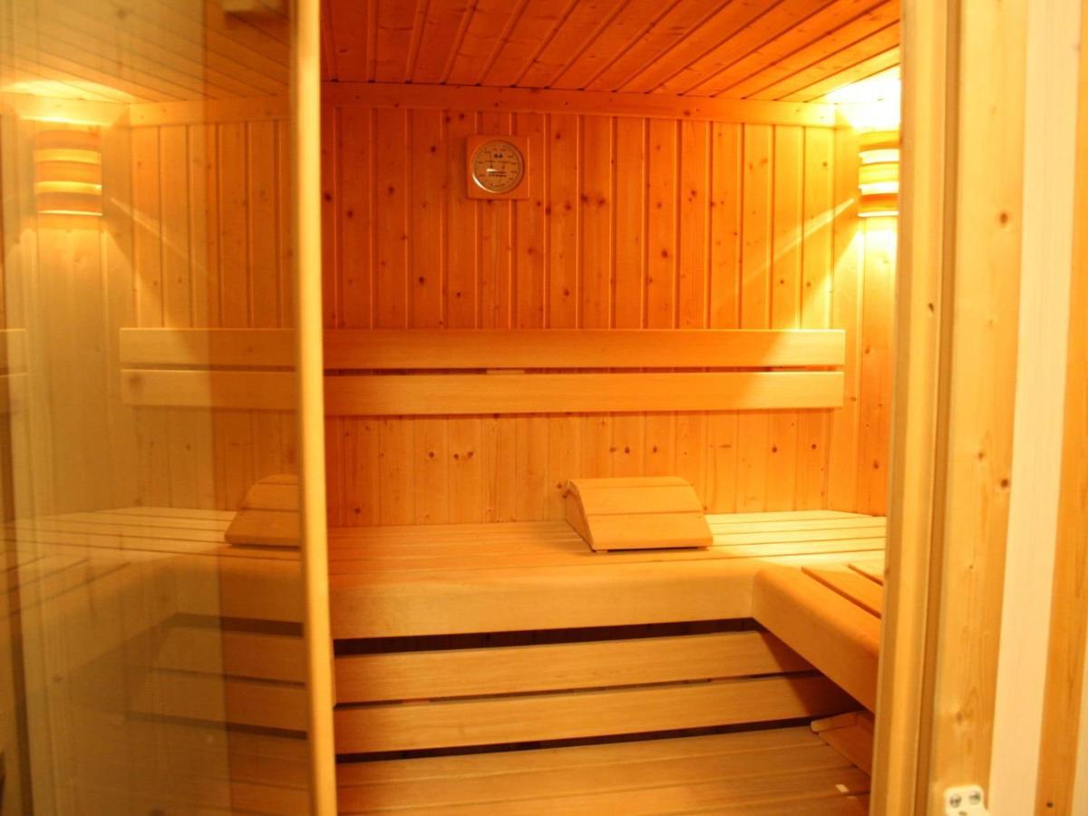 Apartment With Balcony And Sauna Flachau Exterior photo